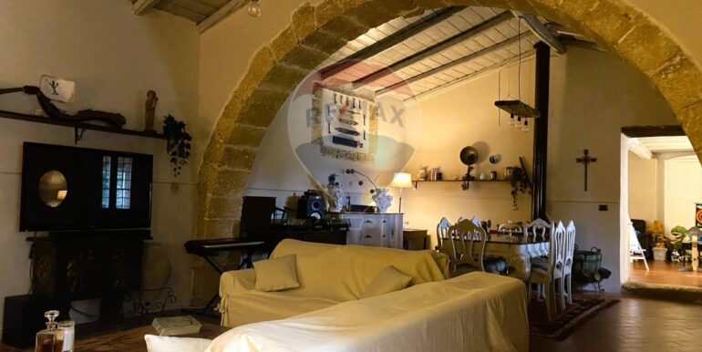 20251105190225-999117-42