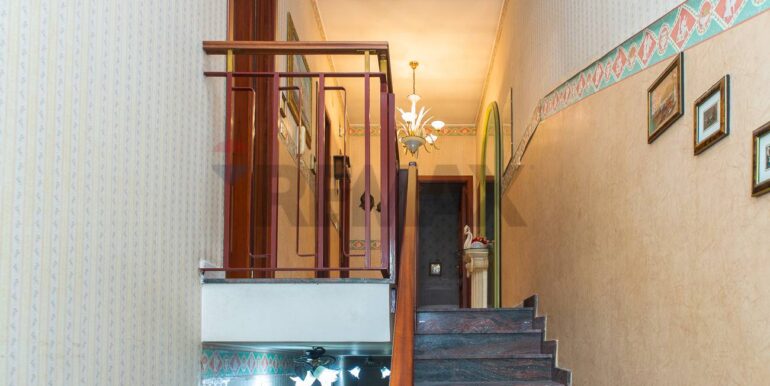 20251106201904-999299-7