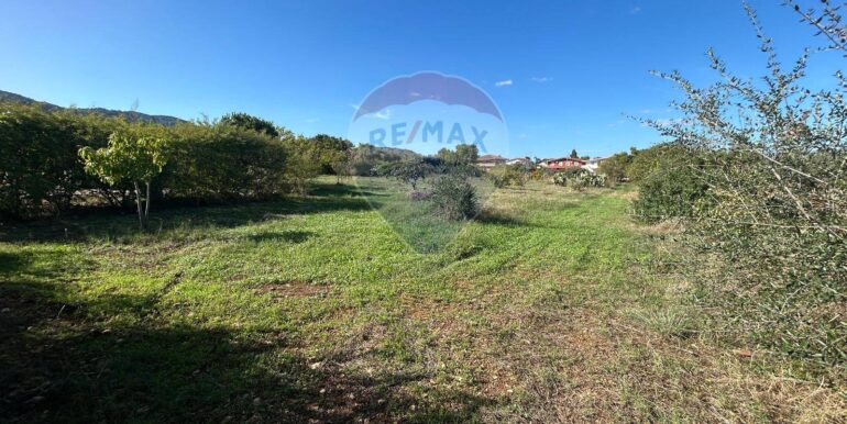 20251107194612-999330-3