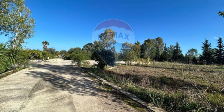 20251107194620-999330-6