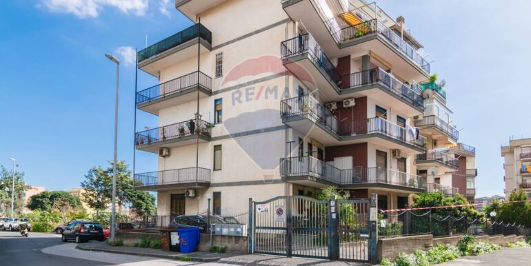 2025110783910-958774-4