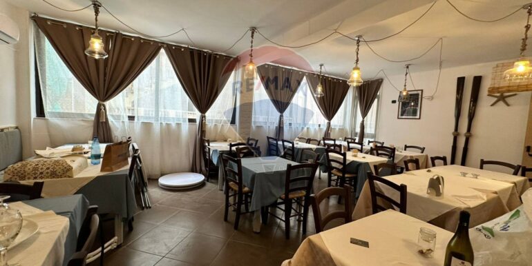 2025110985630-999748-11