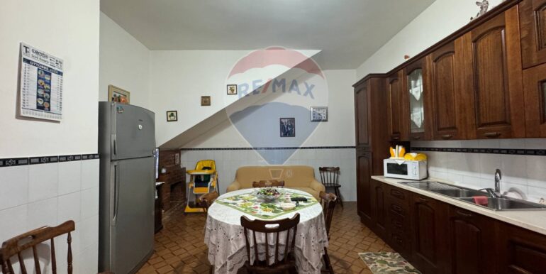 20251110120815-999870-9