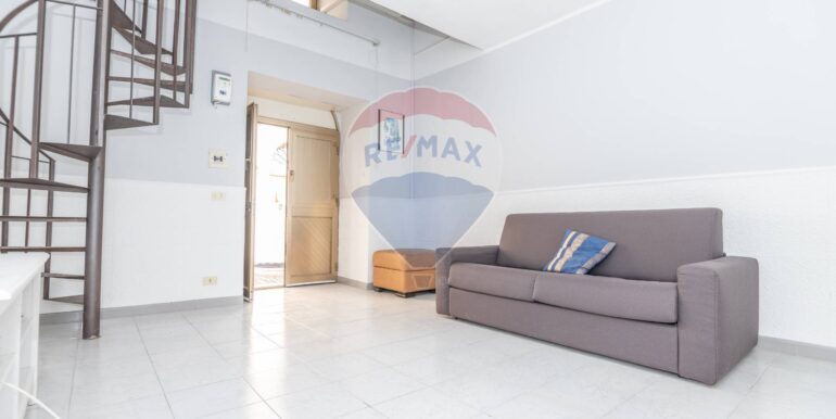 20251110142800-999898-1