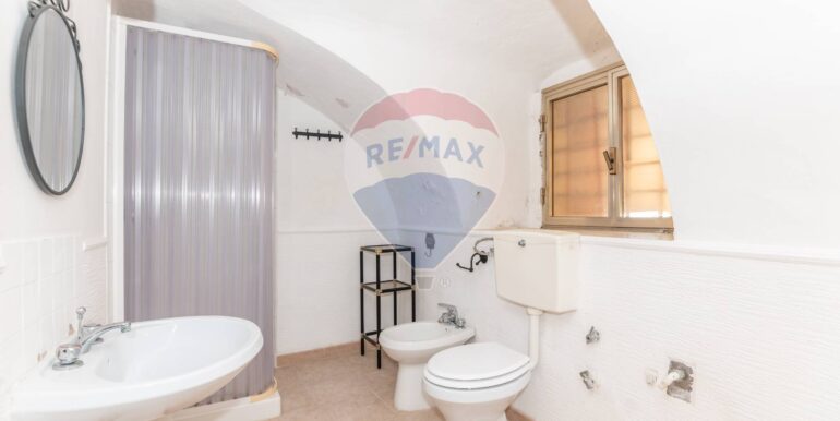 20251110142816-999898-7