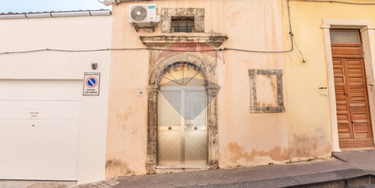 20251110142832-999898-14