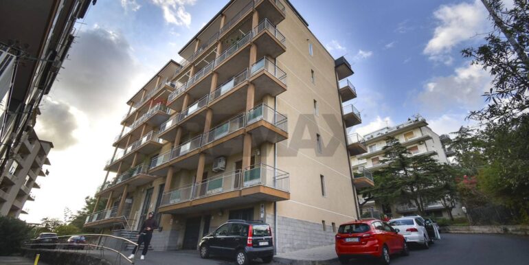 20251111101139-894357-8