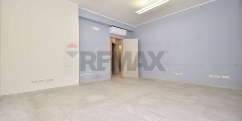 20251111101157-894357-18