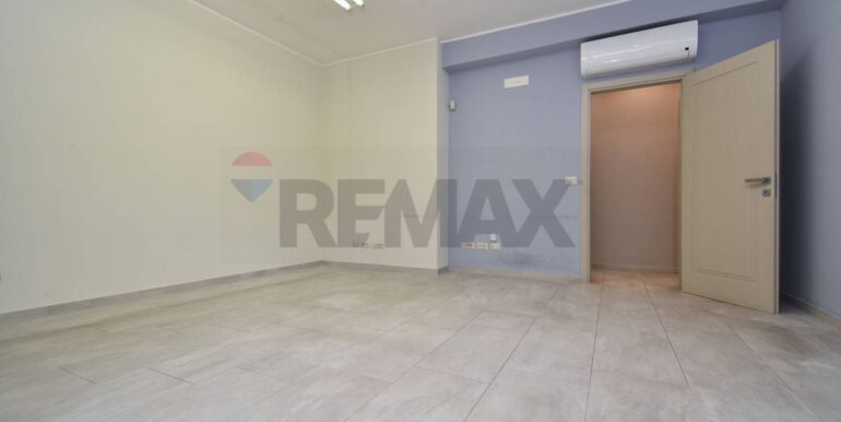 20251111101213-894357-23