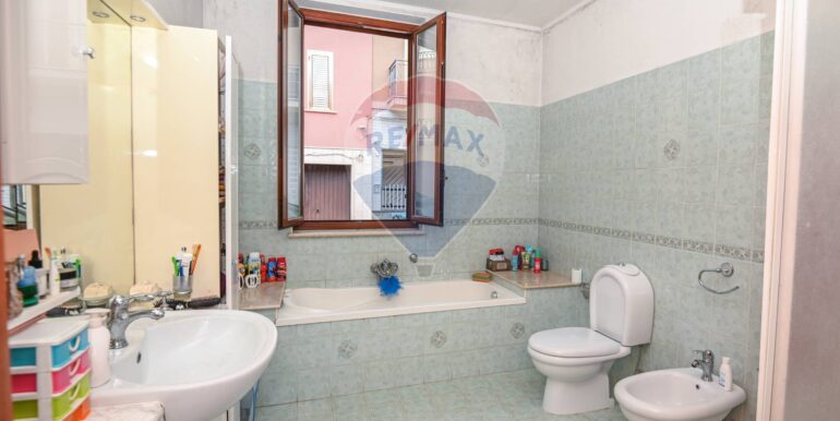 20251111104214-1000057-14