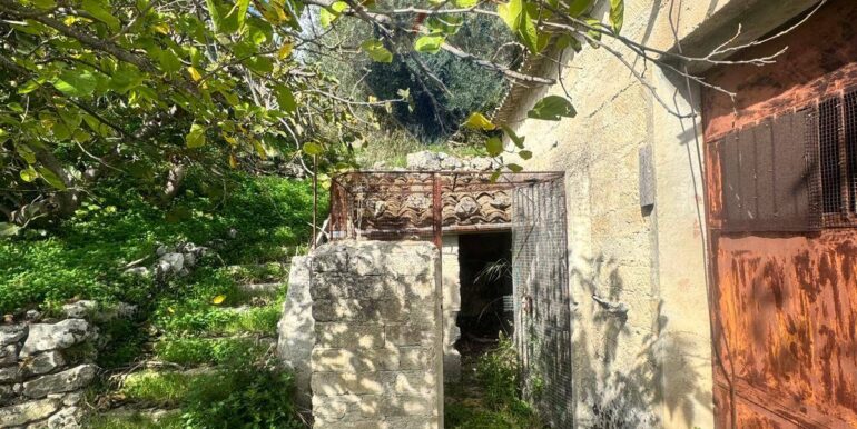 20251111115704-1000087-16