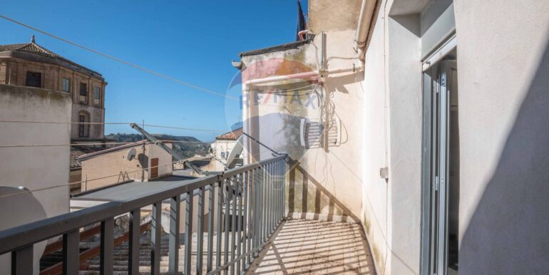 20251111161330-1000153-6