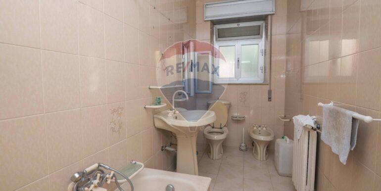 20251111161332-1000153-7