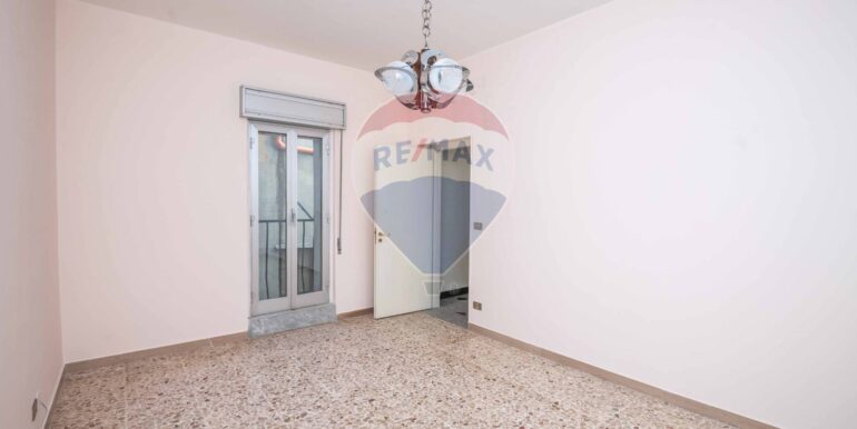 20251111161338-1000153-10