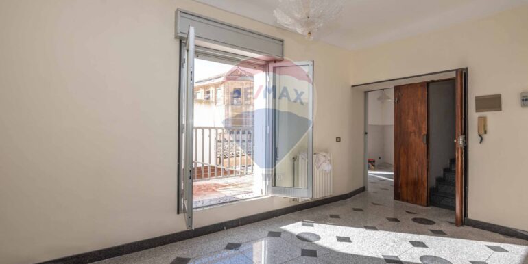 20251111161352-1000153-17