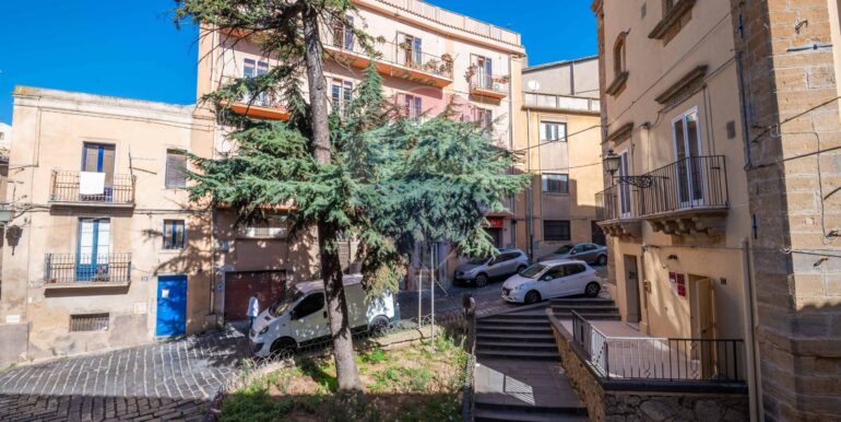 20251111161354-1000153-18