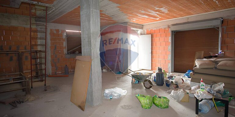 20251111201045-999847-3