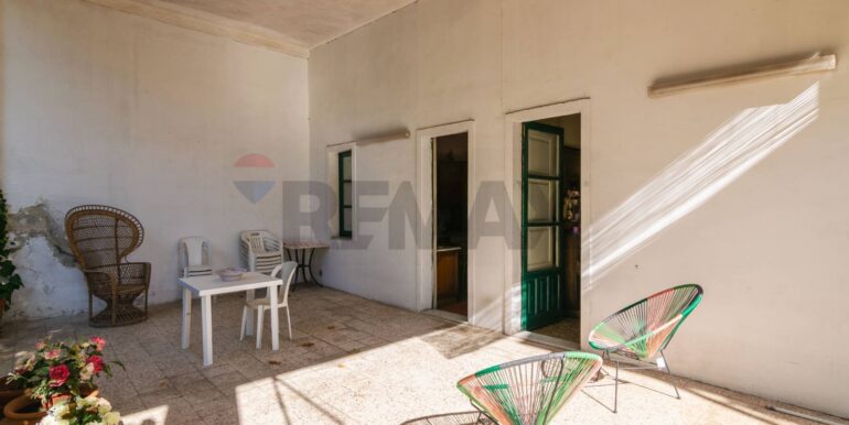 2025111192259-999332-9