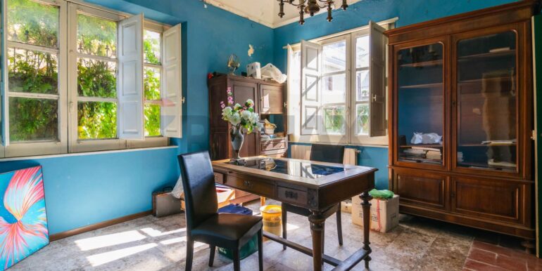 2025111192344-999332-23