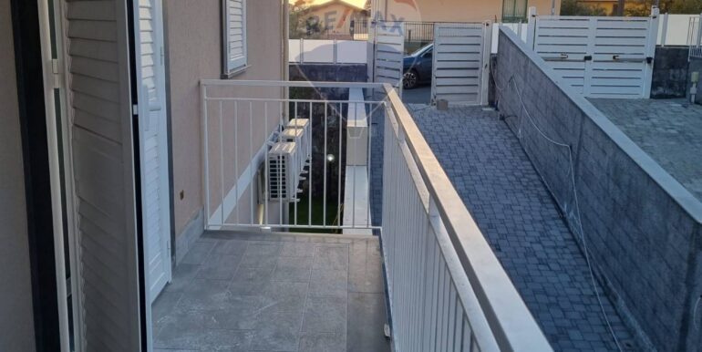 2025111195559-1000050-23