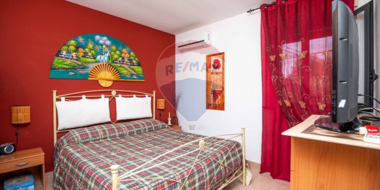 20251112113618-1000320-8