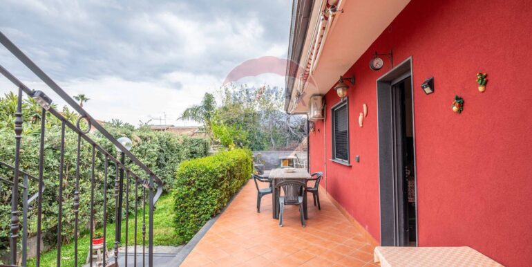 20251112113643-1000320-16