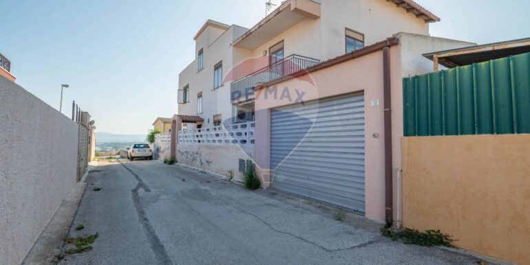 20251112121844-964289-37