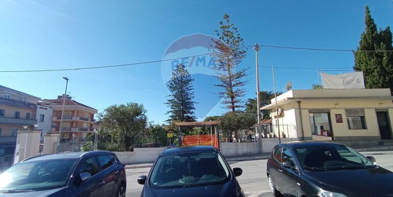 20251112165020-1000409-5