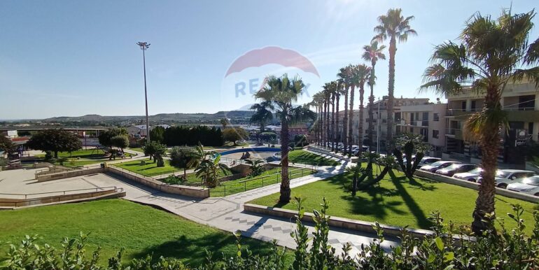 20251112165047-1000409-14