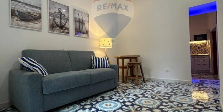 20251112173448-1000433-2