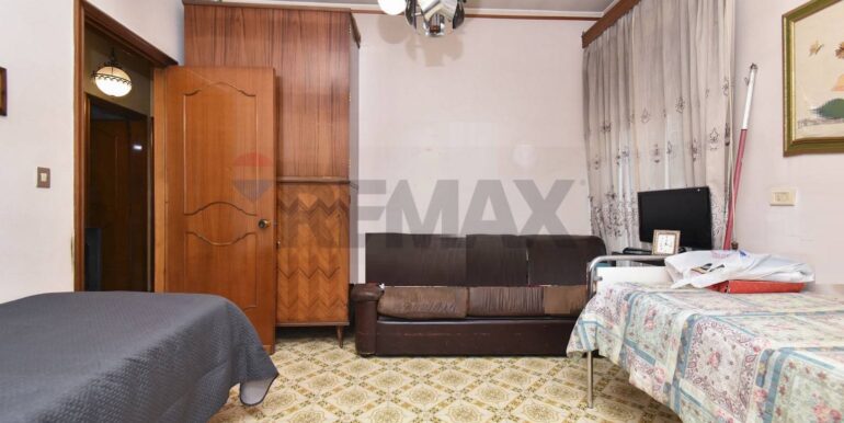 20251112183636-995985-10