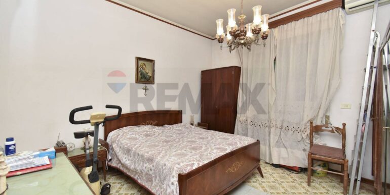 20251112183704-995985-21