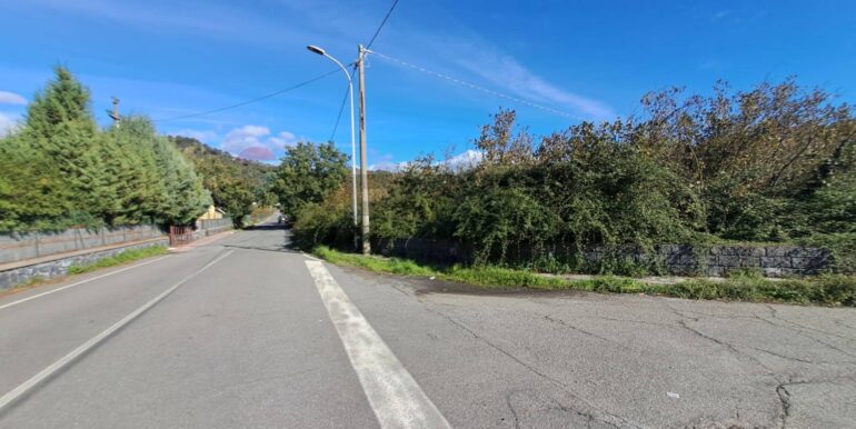 20251112194325-999747-10