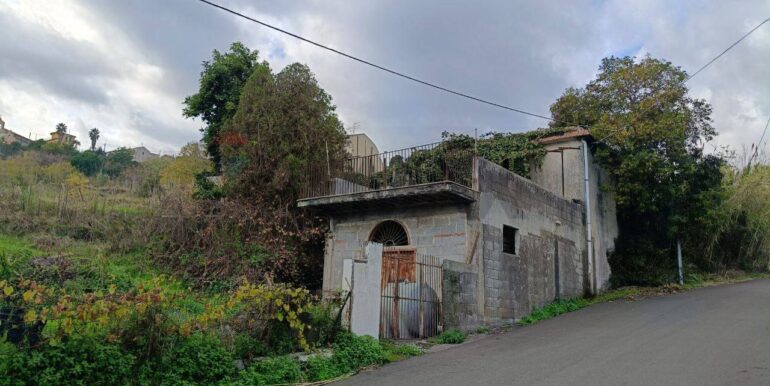 20251112205308-1000493-1