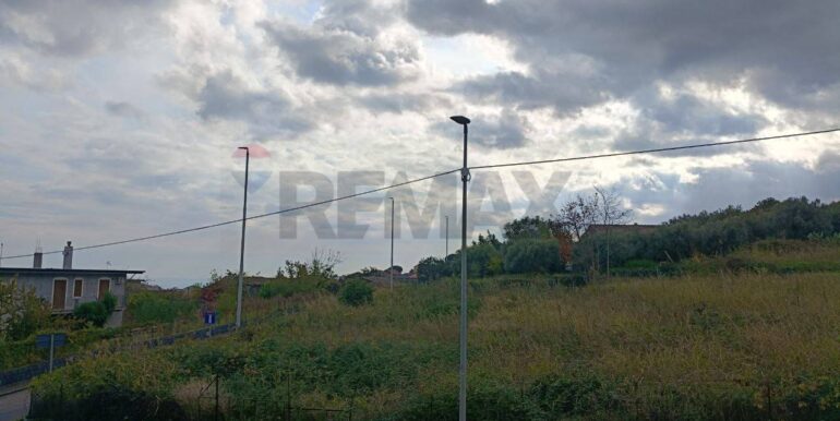 20251112210112-1000493-13