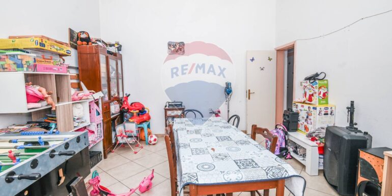 20251113161021-1000611-13