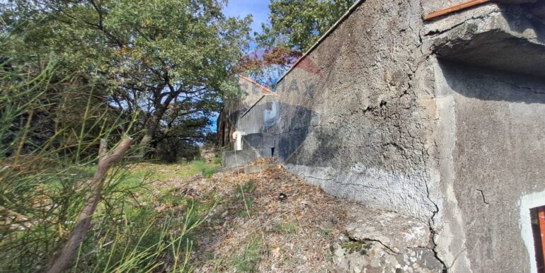 20251113181423-1000664-17