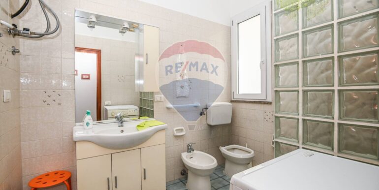 20251113213208-1000657-19