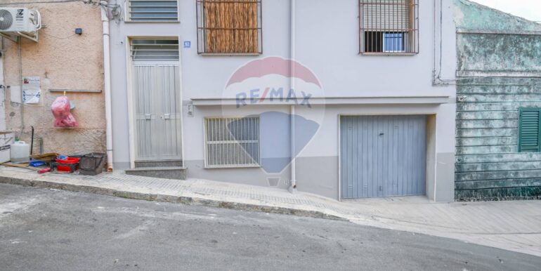 20251113213510-1000657-54