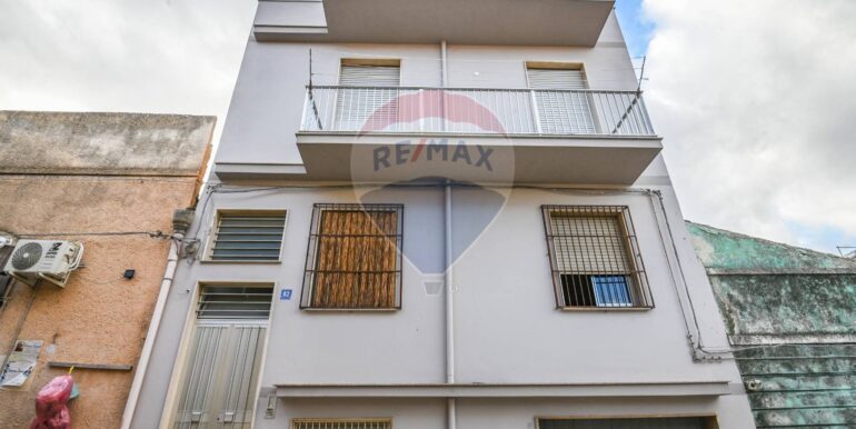 20251113213515-1000657-55