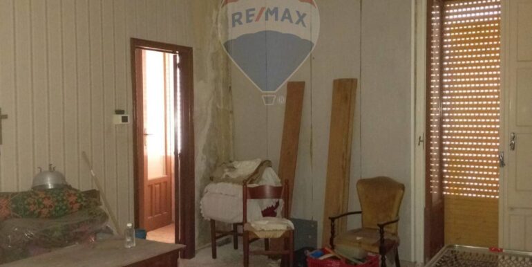 2025111392025-999913-23