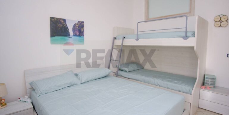 20251114192236-999735-6