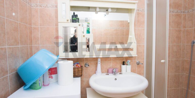 20251114192323-999735-16