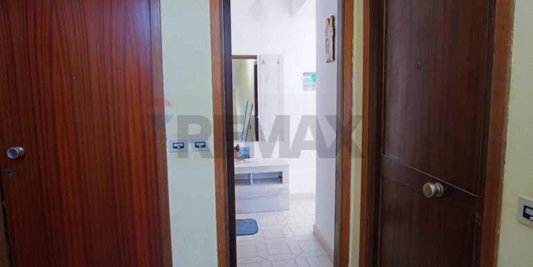 20251114192334-999735-18