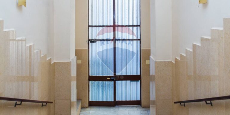 20251114201354-1000889-5