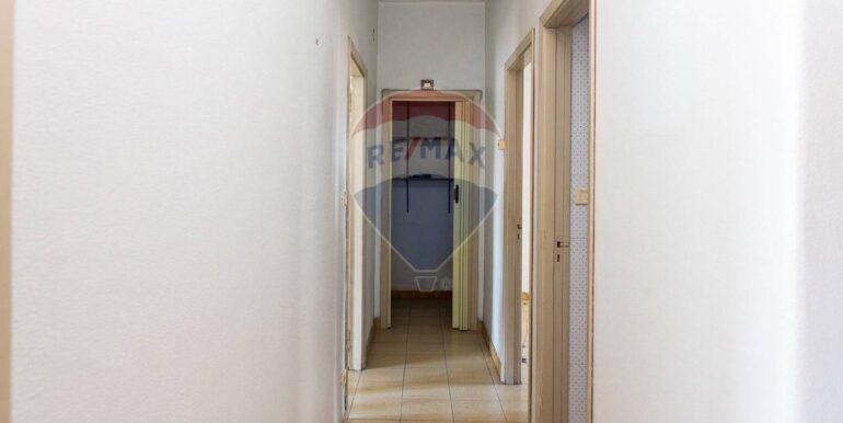 20251114201409-1000889-9