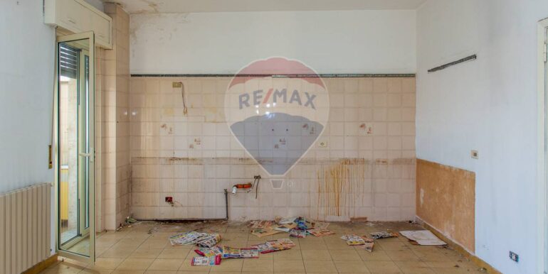 20251114201427-1000889-14