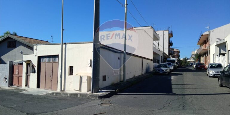 20251115112835-931551-3