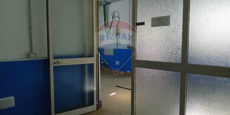 20251115112917-931551-15