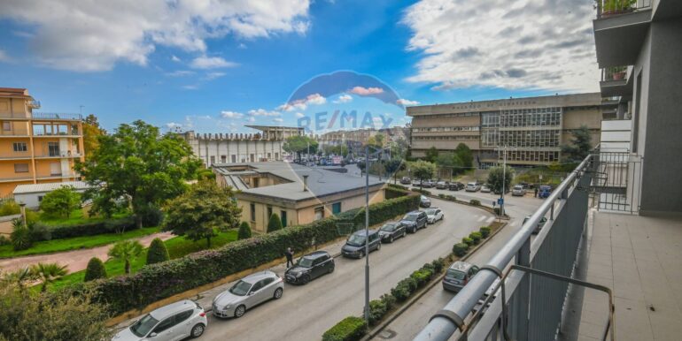 20251115115748-1000914-7